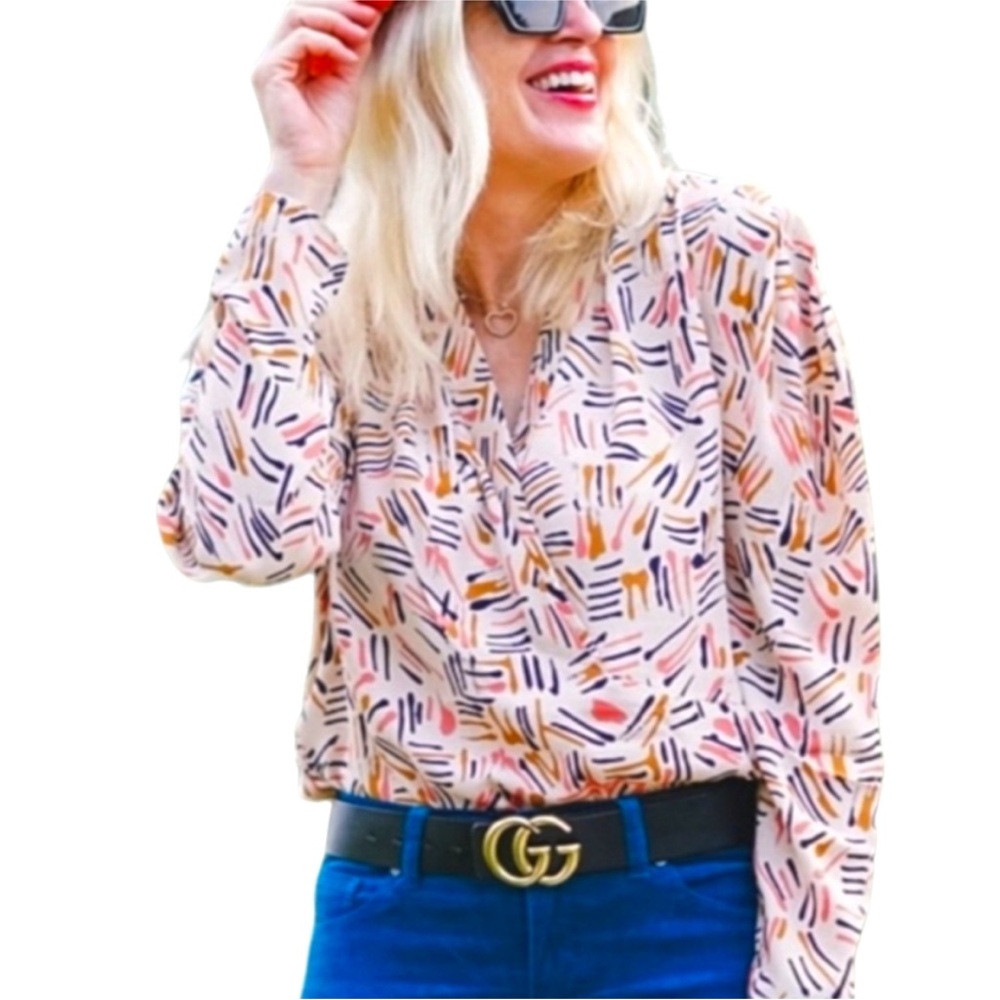 CAbi Marnie Abstract Print Popover Blouse Sz S - Picture 13 of 13